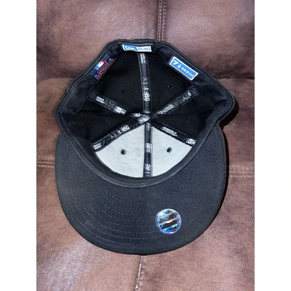 Atlanta Braves Black/Purple/Blue Fitted Baseball Hat Cap New Era Size 7 1/8 ATL